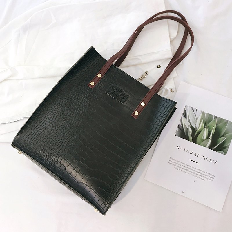 crocodile pattern women leather shoulder bag